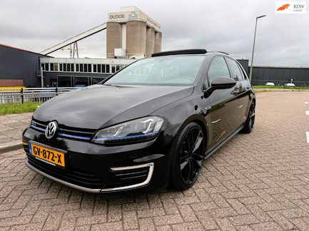 Volkswagen Golf 0