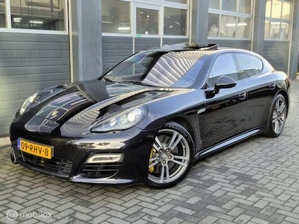 Porsche Panamera 0