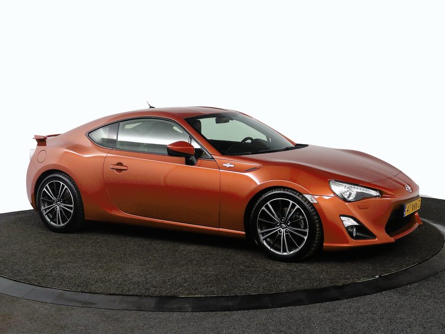 Toyota GT86 2.0 D-4S 200 ch • Propulsion • Boîte manuelle 6 • Cuir • GPS • Sièges chauffants