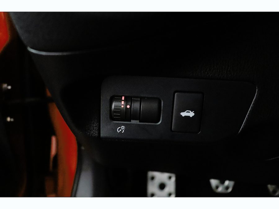 Toyota GT86 2.0 D-4S 200 ch • Propulsion • Boîte manuelle 6 • Cuir • GPS • Sièges chauffants