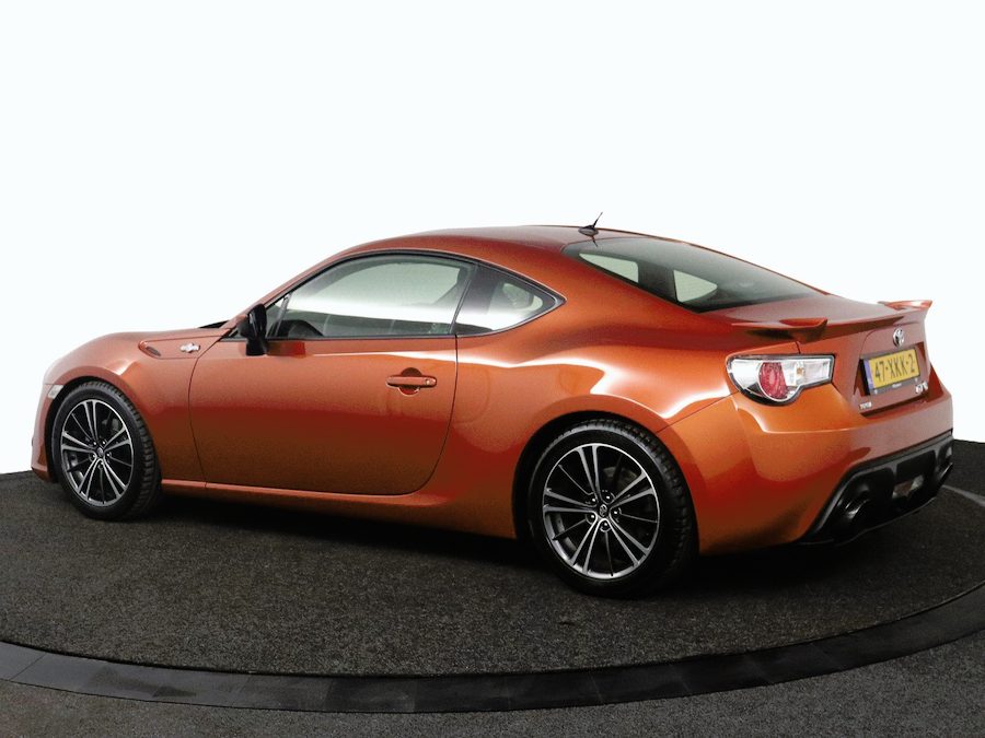 Toyota GT86 2.0 D-4S 200 ch • Propulsion • Boîte manuelle 6 • Cuir • GPS • Sièges chauffants