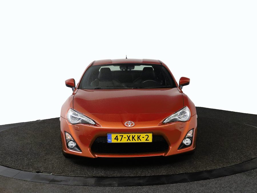 Toyota GT86 2.0 D-4S 200 ch • Propulsion • Boîte manuelle 6 • Cuir • GPS • Sièges chauffants