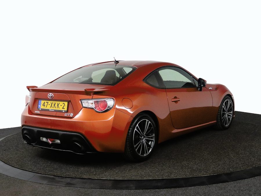 Toyota GT86 2.0 D-4S 200 ch • Propulsion • Boîte manuelle 6 • Cuir • GPS • Sièges chauffants