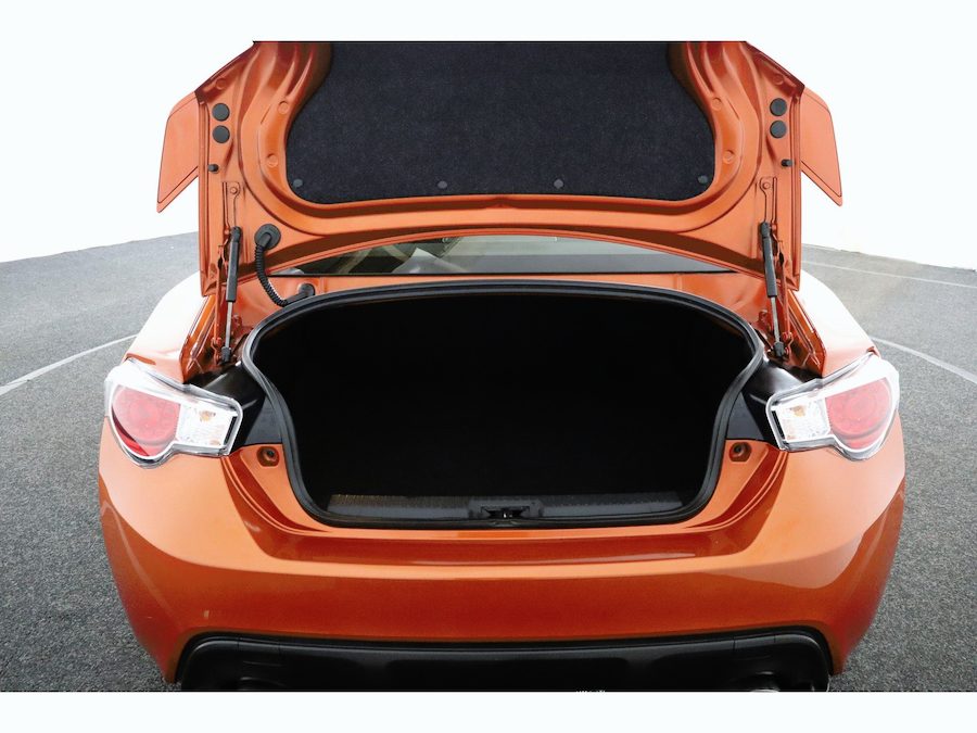 Toyota GT86 2.0 D-4S 200 ch • Propulsion • Boîte manuelle 6 • Cuir • GPS • Sièges chauffants