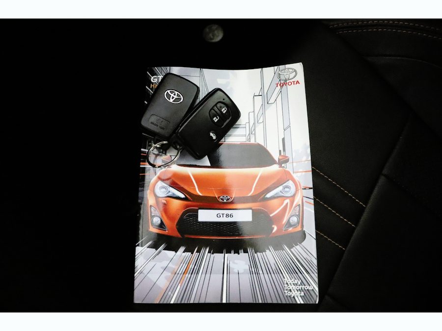 Toyota GT86 2.0 D-4S 200 ch • Propulsion • Boîte manuelle 6 • Cuir • GPS • Sièges chauffants