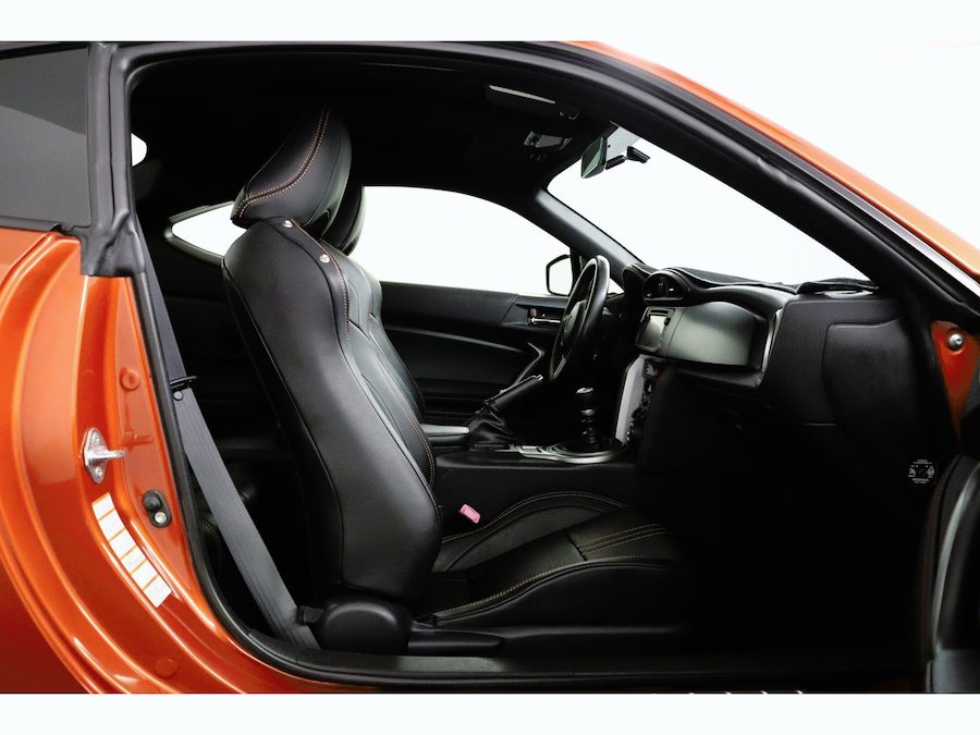 Toyota GT86 2.0 D-4S 200 ch • Propulsion • Boîte manuelle 6 • Cuir • GPS • Sièges chauffants