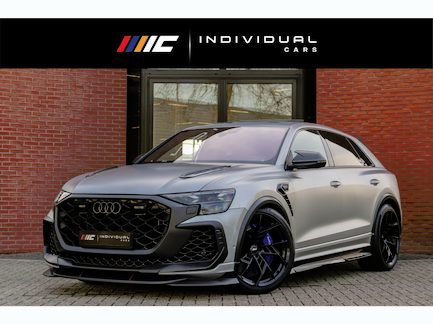 Audi RS Q8 0