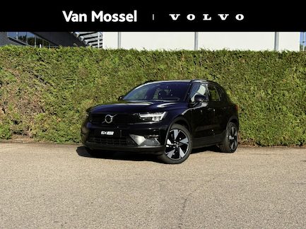 Volvo EX40 0