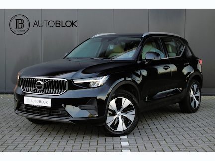 Volvo XC40 0
