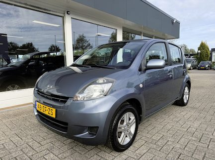 Daihatsu Sirion 0