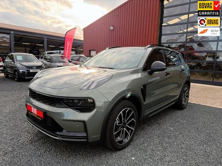 Lynk & Co 01 0