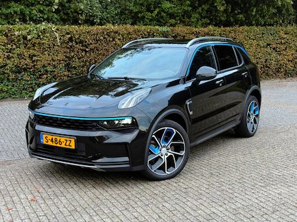 Lynk & Co 01 0