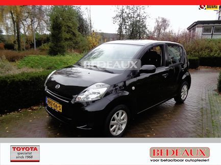 Daihatsu Sirion 0