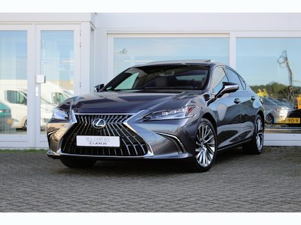 Lexus ES 0