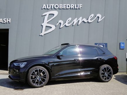 Audi E-tron 0
