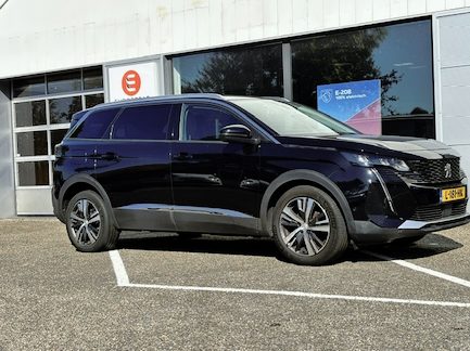 Peugeot 5008 0