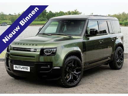Land Rover Defender 0