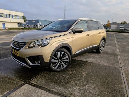 Peugeot 5008 0