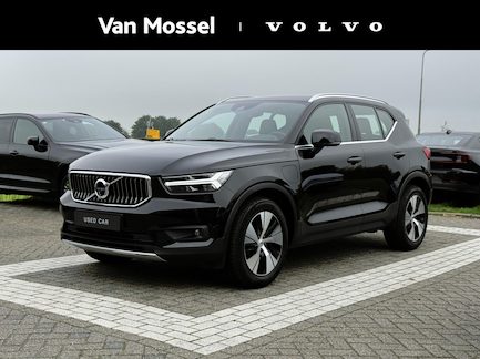 Volvo XC40 0
