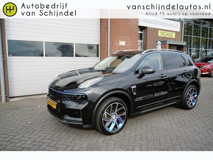 Lynk & Co 01 0