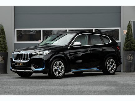 BMW iX1 0