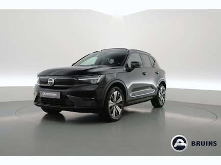 Volvo XC40 0