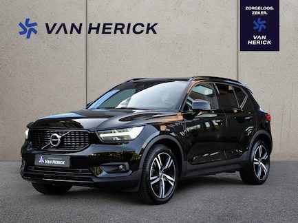 Volvo XC40 0