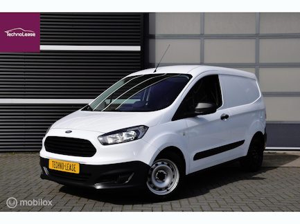 Ford Transit Courier 0