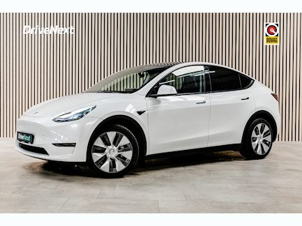 Tesla Model Y 0