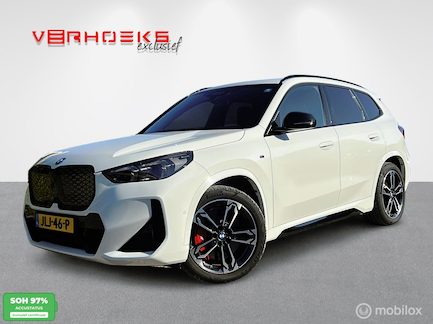 BMW iX1 0