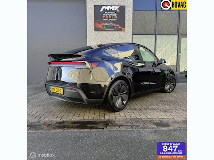 Tesla Model Y 0