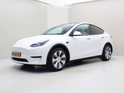 Tesla Model Y 0