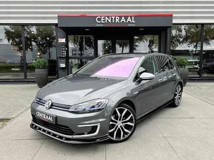 Volkswagen E-Golf 0