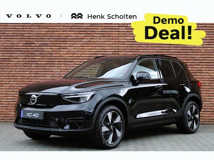 Volvo EX40 0