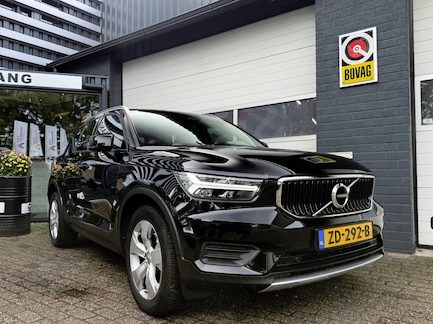 Volvo XC40 0