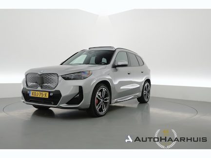BMW iX1 0