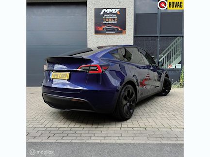 Tesla Model Y 0