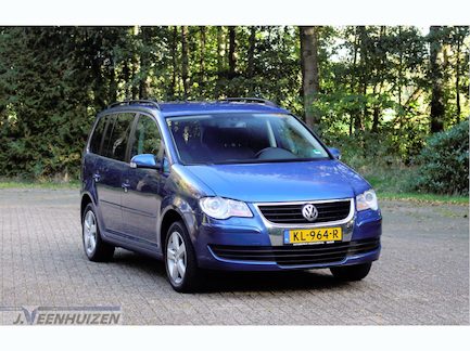 Volkswagen Touran 0