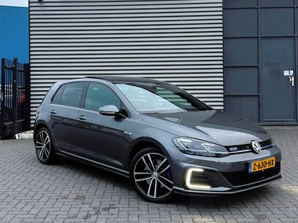 Volkswagen Golf 0