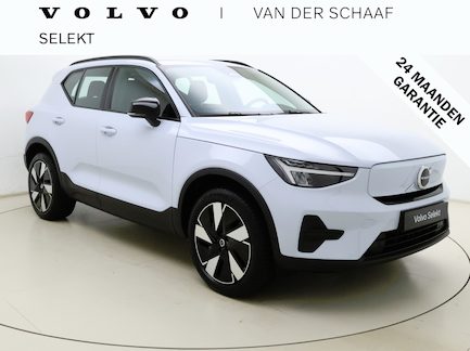 Volvo EX40 0