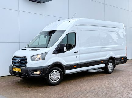 Ford E-Transit 0