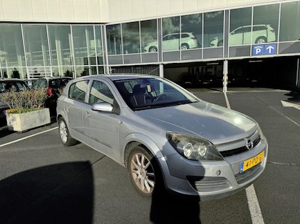 Opel Astra 0