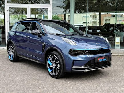 Lynk & Co 01 0