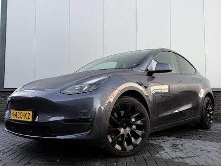 Tesla Model Y 0