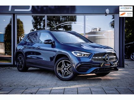 Mercedes-Benz GLA 0