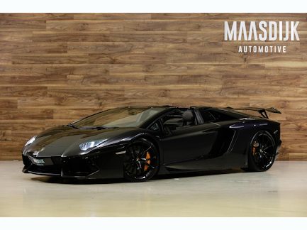 Lamborghini Aventador 0