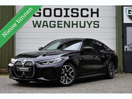 BMW i4 0