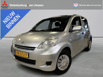 Daihatsu Sirion 0