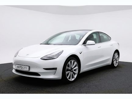 Tesla Model 3 0