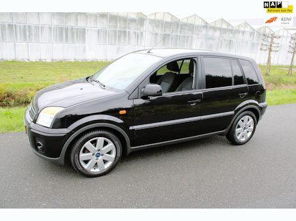 Ford Fusion 0